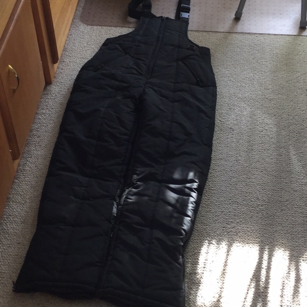 Youth Ski Bibs In Size XL 18.